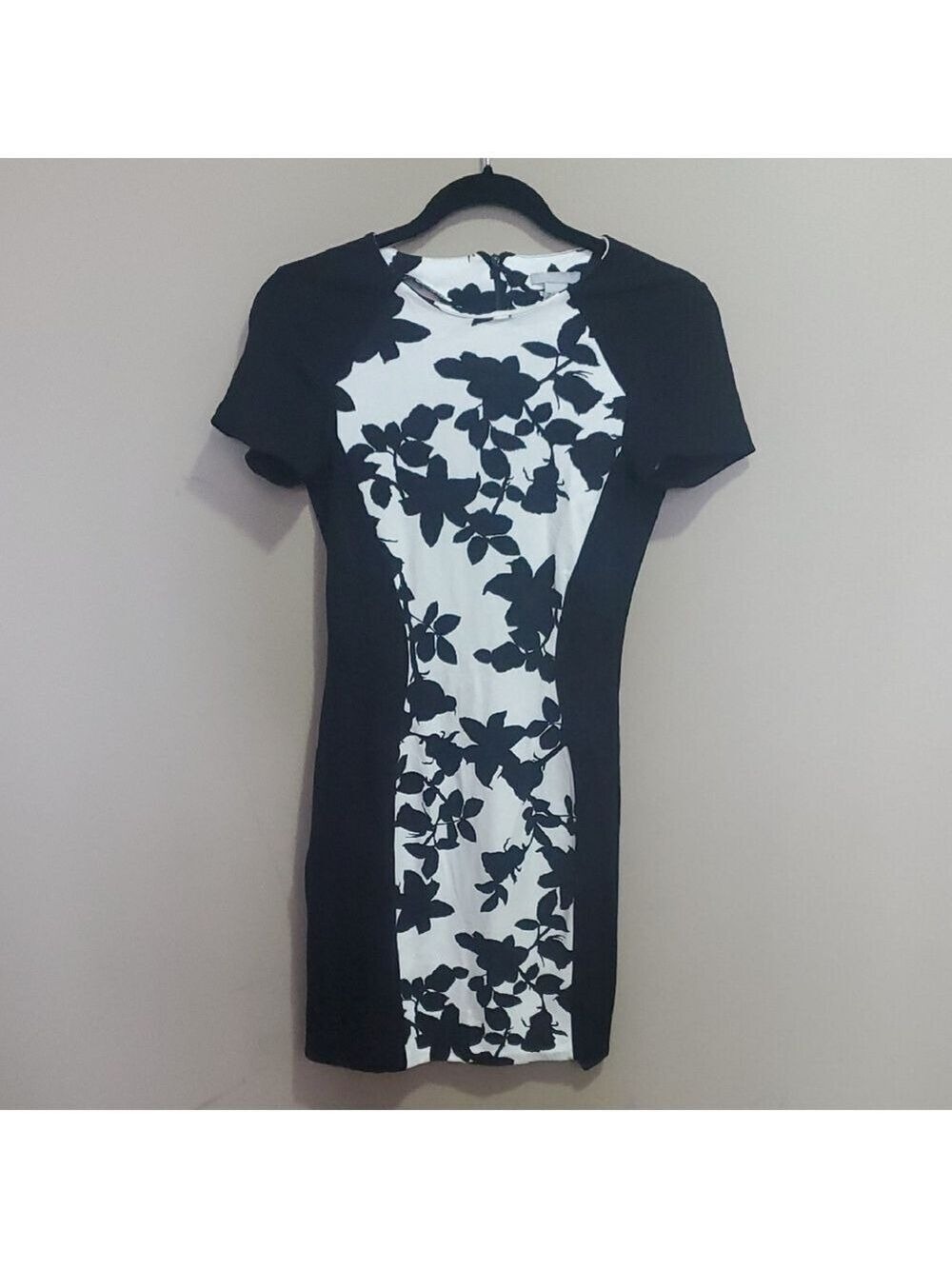 H&M Black and White Floral Mini Dress Size Small